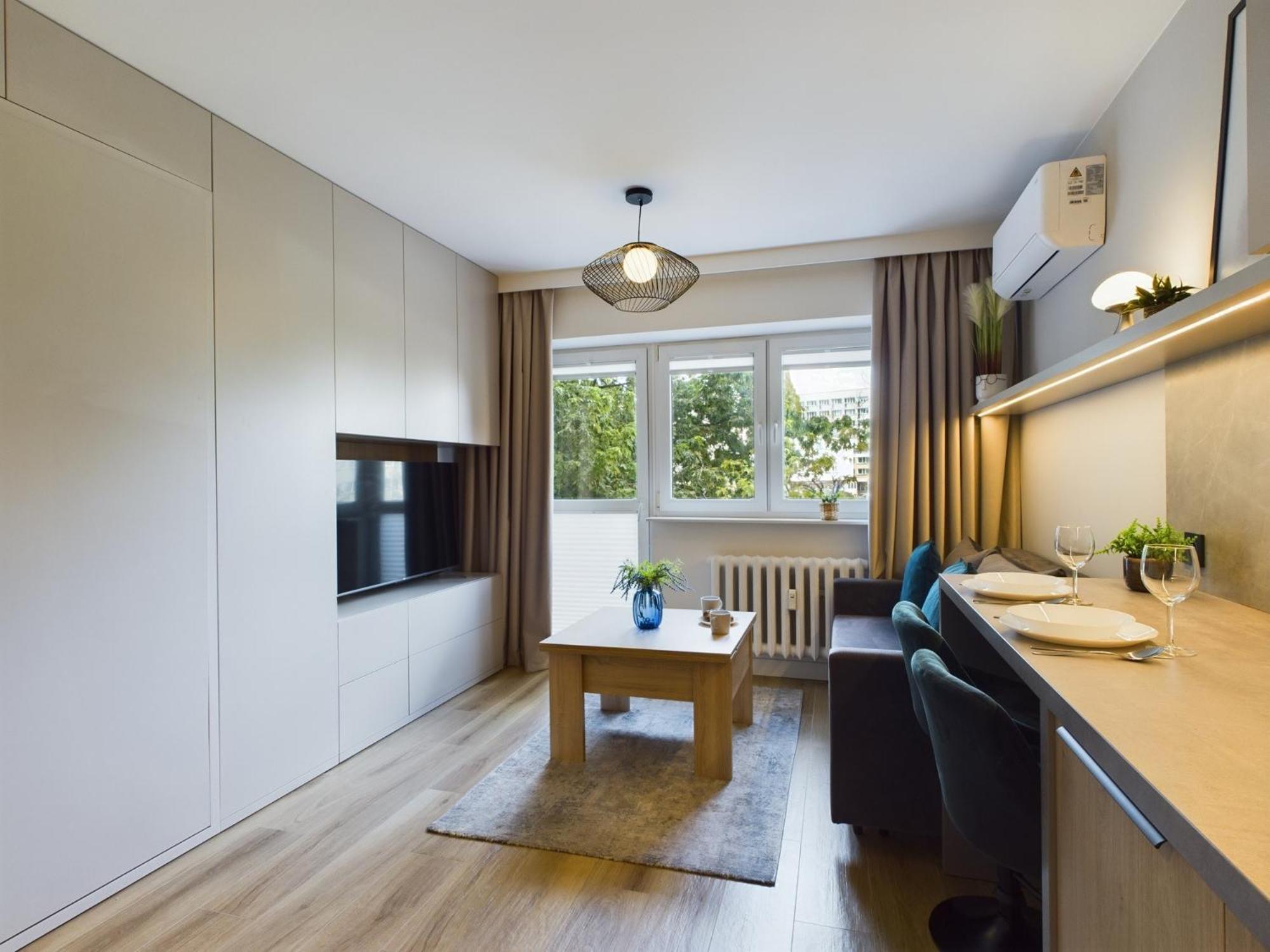 Beautiful For Two People By Renters Apartment